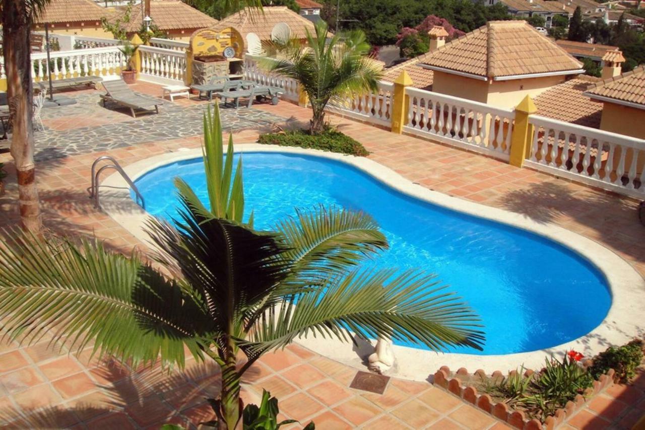 Chalet Con Piscinas Y Vistas De Ensueno Almunecar Exterior photo